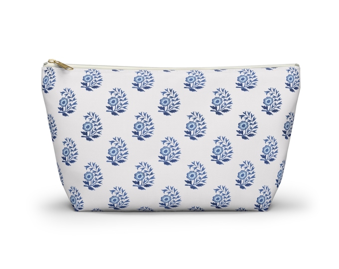 Block Print Flowers Zippered Pouch, Blues & White Cosmetics/Pencil/Make-Up Organizer/Bag, Indigo/Navy Floral/Flower/Blockprint Pattern