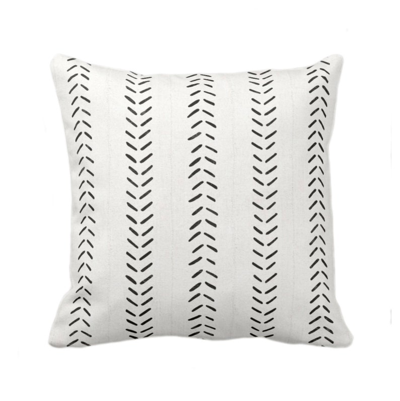 Mud Cloth Printed Throw Pillow Cover, Off-White/Black 18 or 22 Sq Pillows or Covers, Mudcloth/Boho/Arrows/Tribal/Design image 2