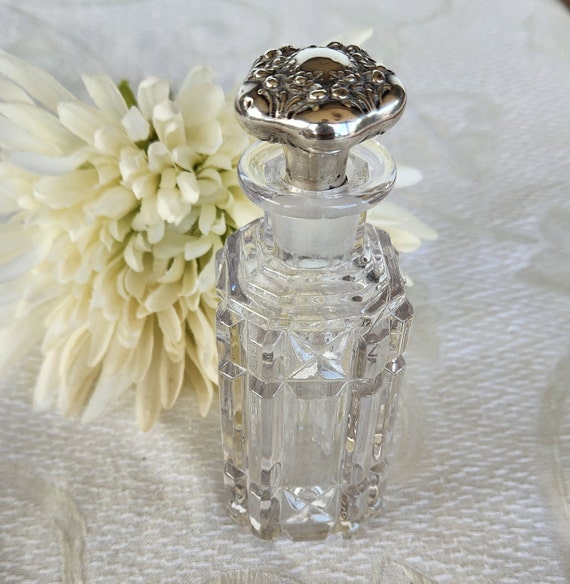 Antique Brilliant Cut Crystal Perfume Bottle,  La… - image 1