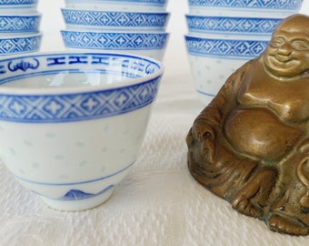 Vintage Porcelain Chinese Dragon Tea Cup with Rice Eye Accents, Made in Jingdezhen China, Blue And White Tea Cup porcelain Ware,
