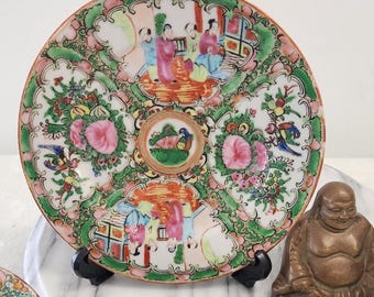 Antique Chinese Hand Painted Porcelain Famille Rose Medallion 7" Bread plate,