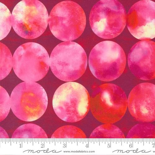 Garnet Gradient GRADIENTS AURAS - Big Dots in Garnet (33734 16) - by Moda Fabrics ...