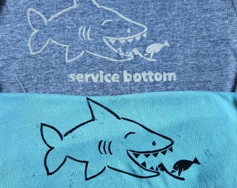 Scoop T: Service Bottom (shark/fish)