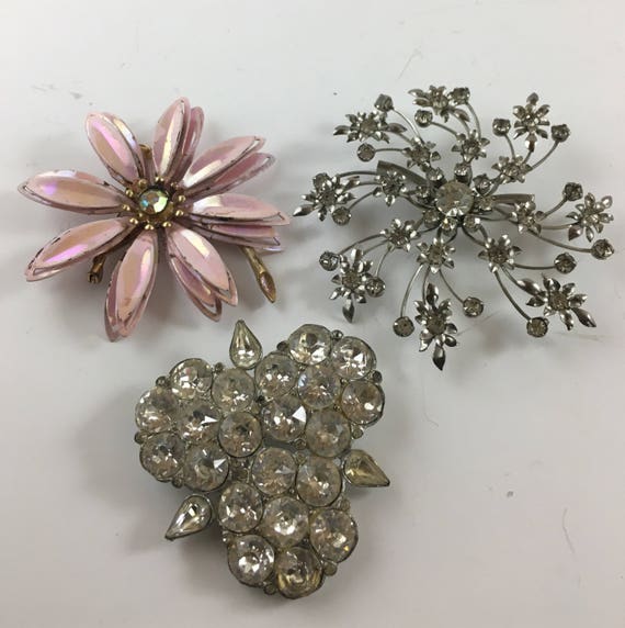 Etsy vintage brooches deals