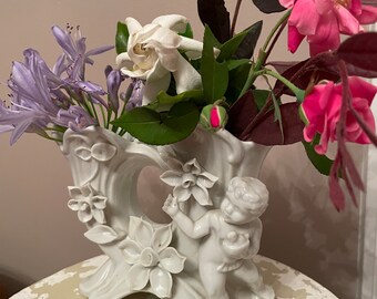 Vintage Inarco Cornucopia Cherub Planter/Double Lily Vase Ornate