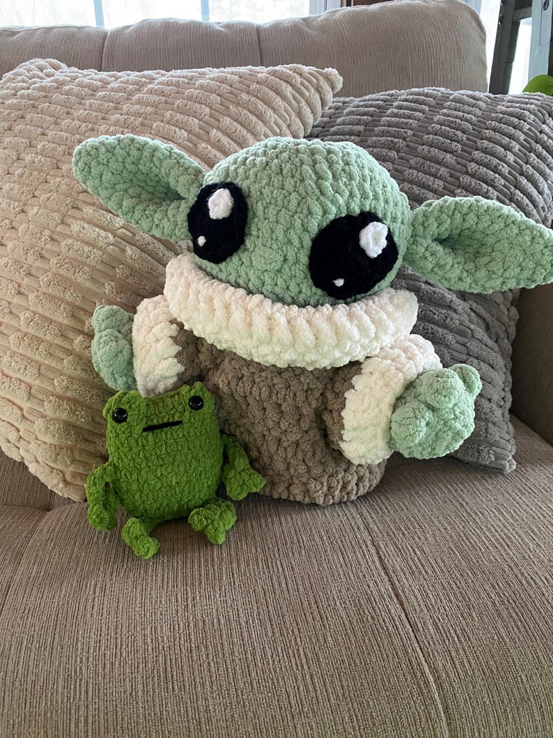 Grogu Baby Yoda Plushie image 1