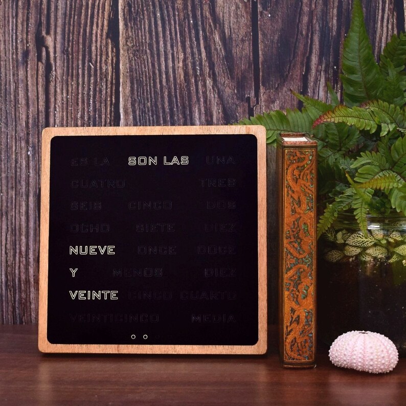 Word Clock Spanish Wordclock Led Clock Wood Electronic Etsy