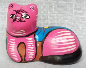 Vintage Mexico Cat Figurine, Mexican Folk Art, Tonala Cat Figurine, Collectible Cat Figurine, Pink Pottery Cat Hand Painted