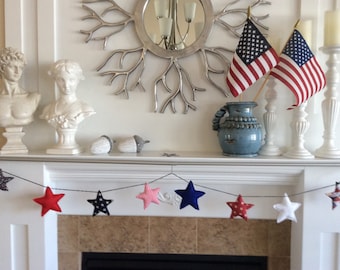 Guirlande d'étoiles rouge blanc bleu : bannière patriotique du 4 juillet