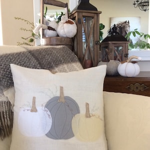 Farmhouse Pumpkin Pillow Cover, White Pumpkin, Country Cottage Fall Pillow, French Country Cushion, Neutral Fall Decor, White Gourd, White S