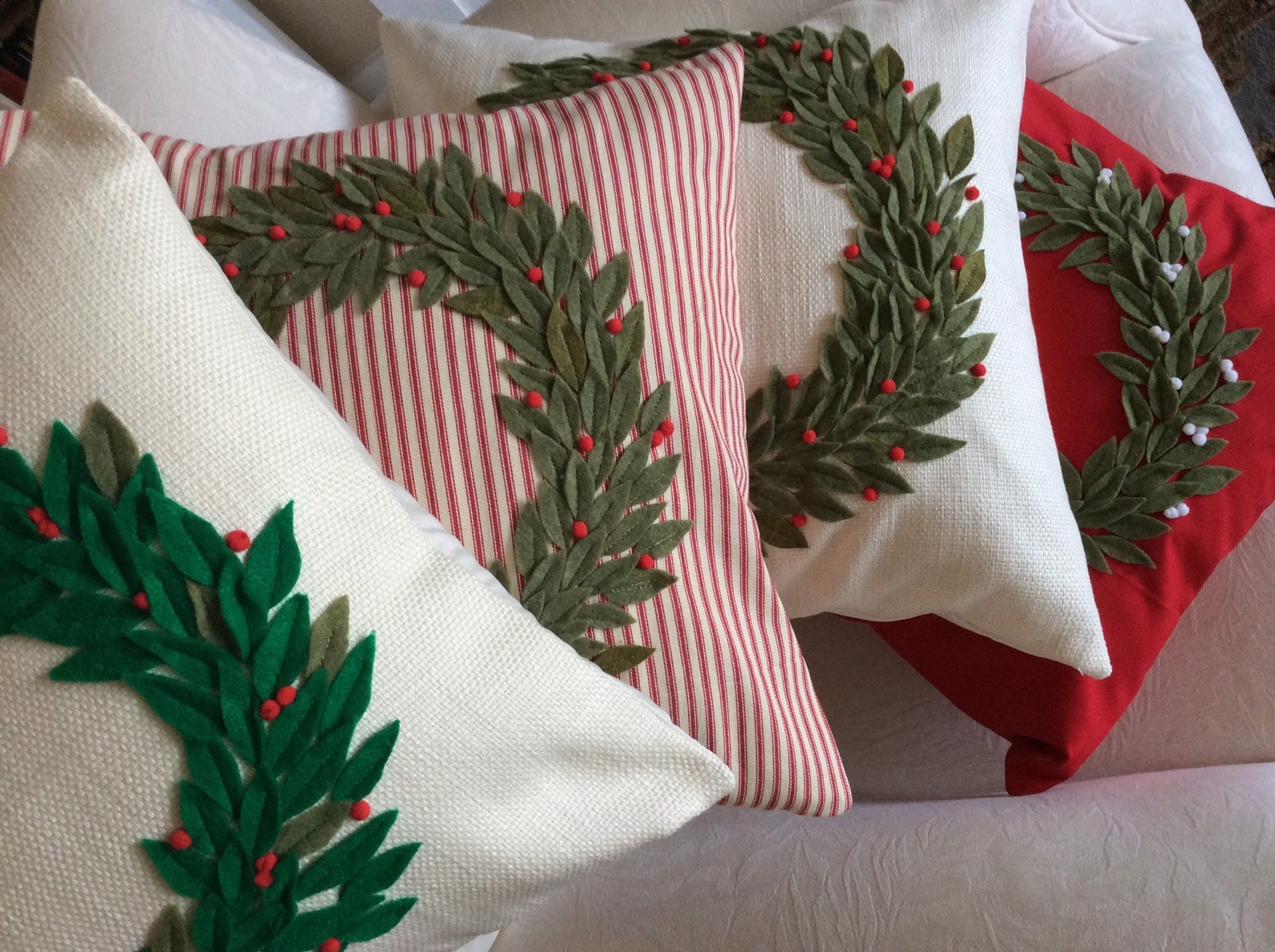 Christmas Wreath Pillow Cover Holiday 3D Floral Cushion Etsy