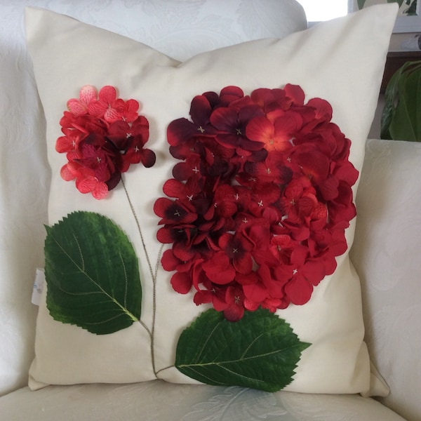Maya Cushion - Hydrangea