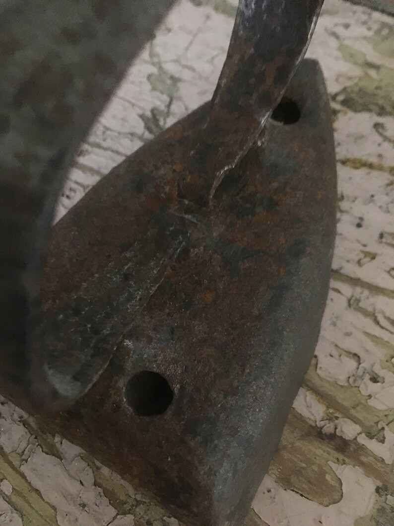 Antique Rusty Cast Iron Clothes Iron Laundry Decor Etsy