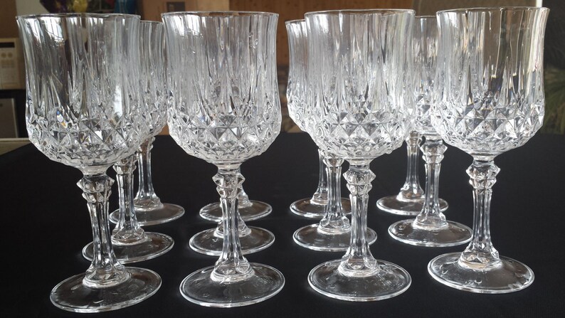 vintage 1980 wine glass