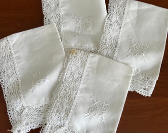 Napkins with crochet - set of 6