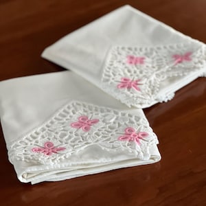 2 Vintage Hand-Crochet Pillowcase with Pink and White Lace, 1960s