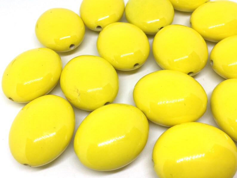 jewelry making QUEEN Collection Lemon Yellow 31mm acrylic beads wire bangle large yellow acrylic oval beads chunky statement necklace