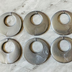 WHOLESALE Gray Creamy pendants, circle Beads, 48mm round for necklace or earrings, long necklace pendant, connector beads, pendant necklace