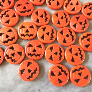Halloween beads, 20mm pumpkin beads, jack o lantern beads, halloween jewelry big orange beads, chunky craft supplies for wire bangle jewelry