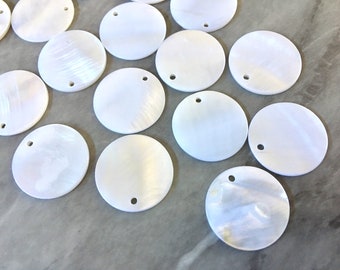Círculos de concha de abulón blanco en blanco, fabricación de joyas con cuentas para aretes, joyas de 20 mm, espacios en blanco de tortuga de 1 agujero de colores, cuentas de concha marina