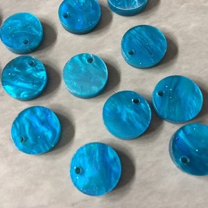 Spazi vuoti acrilici Blue Sparkle, cerchi per orecchini da 12 mm, orecchini monogramma con perline pendenti, spazi vuoti acrilici, orecchini circolari, cerchi acrilici