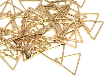 23 mm Złote metalowe trójkąty, bransoletka naszyjnik kolczyki, tworzenie biżuterii, geometryczne kolczyki, trójkątne puste elementy, prosty trójkąt minimalistyczny klejnot