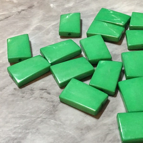 Kelly Green Beads, Wavy Rectangle geometric 25mm Beads, big acrylic beads, bracelet necklace earrings, jewelry making, acrylic bangle bead