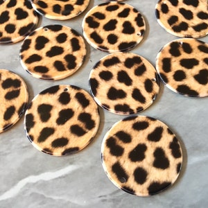 Cuentas con estampado animal, círculo cortado acrílico 31mm pendiente Collar colgante cuenta un agujero superior, marrón negro leopardo guepardo impresión lunares
