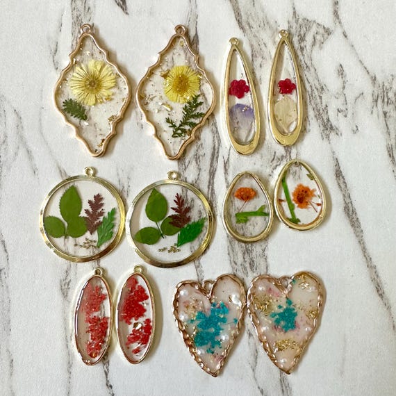 WHOLESALE Huge LOT Gold Findings Flower Jewelry Creation, Bangle