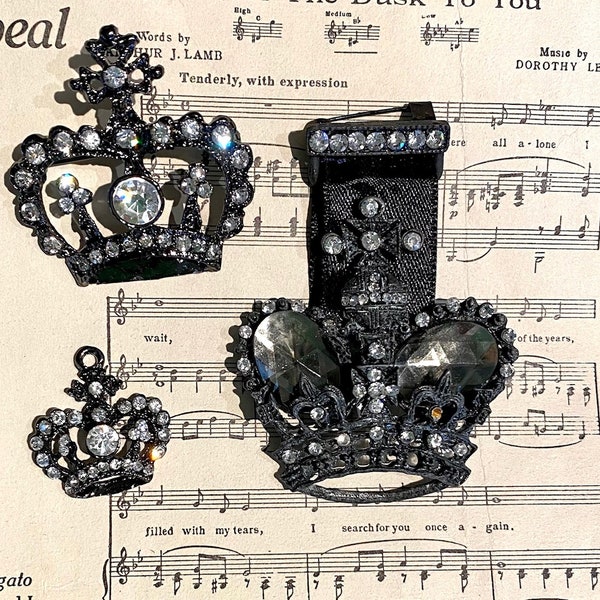 Set of 3 vintage crown embellishments. Vintage crown brooches and pendant. Perfect for journal covers and craft projects as well as wearing