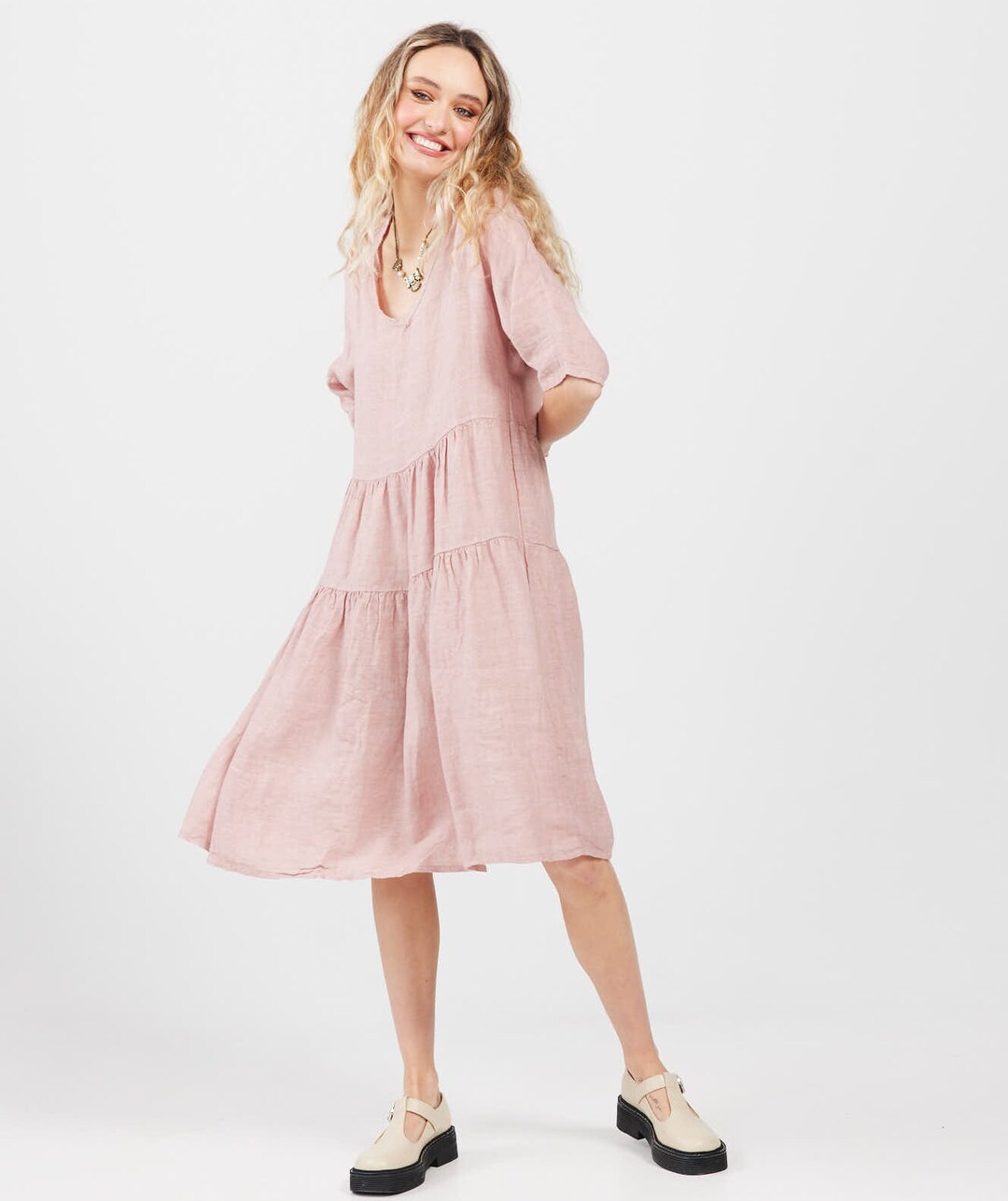 Linen Stella Dress in Antique Rose. Casual Pretty Linen Dress in Pink.