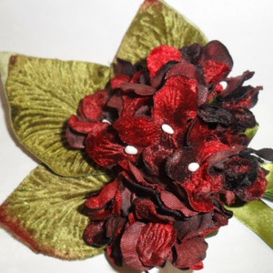 Ramo de hortensias de terciopelo. Hortensia. Ramo de hortensias vintage. Flores de terciopelo. Sombrerería vintage. Sombrerería de terciopelo. Coronas de flores.