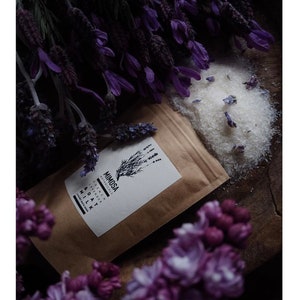 Französisches Lavendel- und Hafermilchbad.
