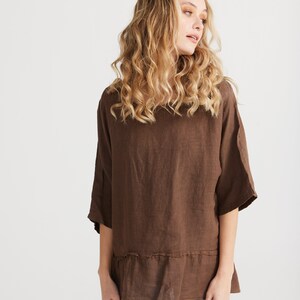 Priscilla linen ruffled top in Chocolate. Casual linen blouse with gentle ruffle trim.