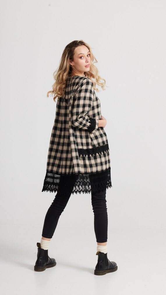 plaid smock dress Over-Dye Black White Buffalo  Tuesday Shop Ideal for casual outings or cozy gatherings Chouyatou Women's Retro Plaid Smocked