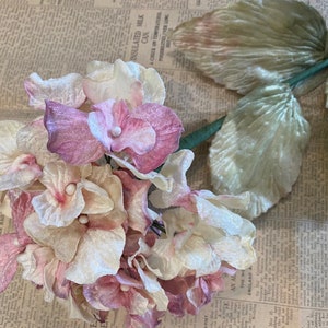 Vintage velvet pink hydrangea stem with velvet leaves . Millinery flowers . Velvet flowers