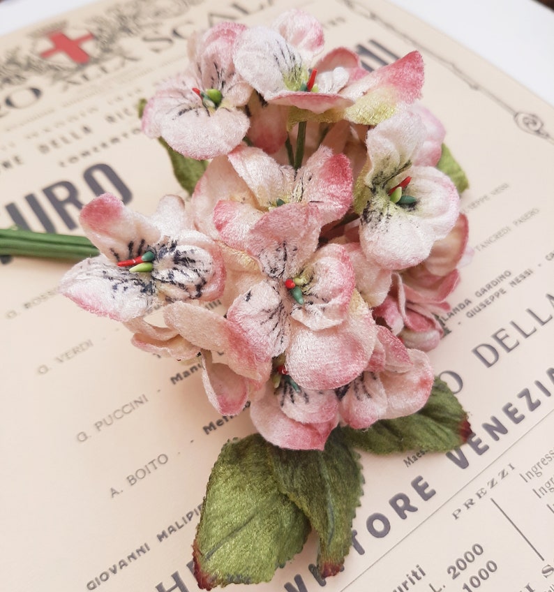 Velvet flowers . Vintage millinery . Millinery supplies . Etsy
