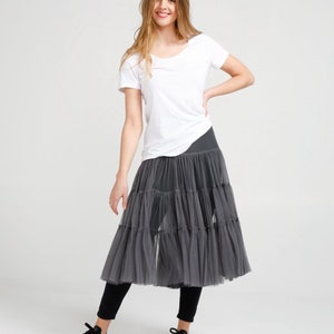 Tulle tutu skirt . Womans tulle tutu skirt . Grey tulle skirt . image 2