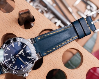 oris aquis strap options