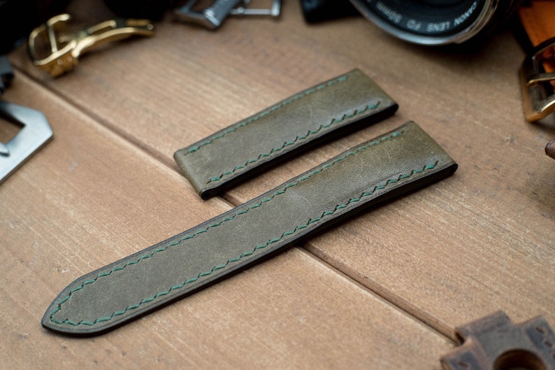 Bespoke leather watch strap, Vintage style Khaki green image 3