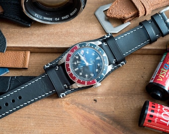 Auf Bestellung gefertigte Sonderanfertigung, Bundband, glattes schwarzes pflanzlich gegerbtes Leder