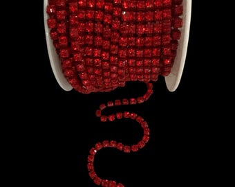 Red Rhinestone Chain – SS16 Crystal Trim (10 Yard Roll)