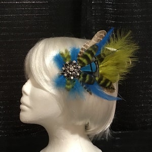 Blue Gem Feather Hairpiece image 1