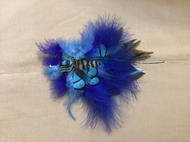 Its So Fluffy Blue Feather Hairpiece Bild 2