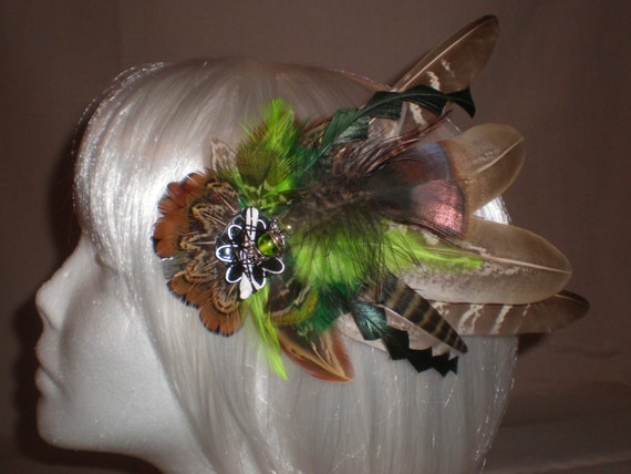 Fuzzy Neon Green Feather Hair Piece - Etsy display picture 3