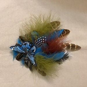 Blue Bomber Feather Hairpiece image 2