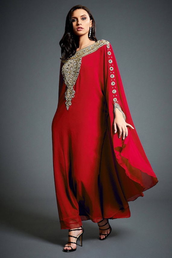 red caftan