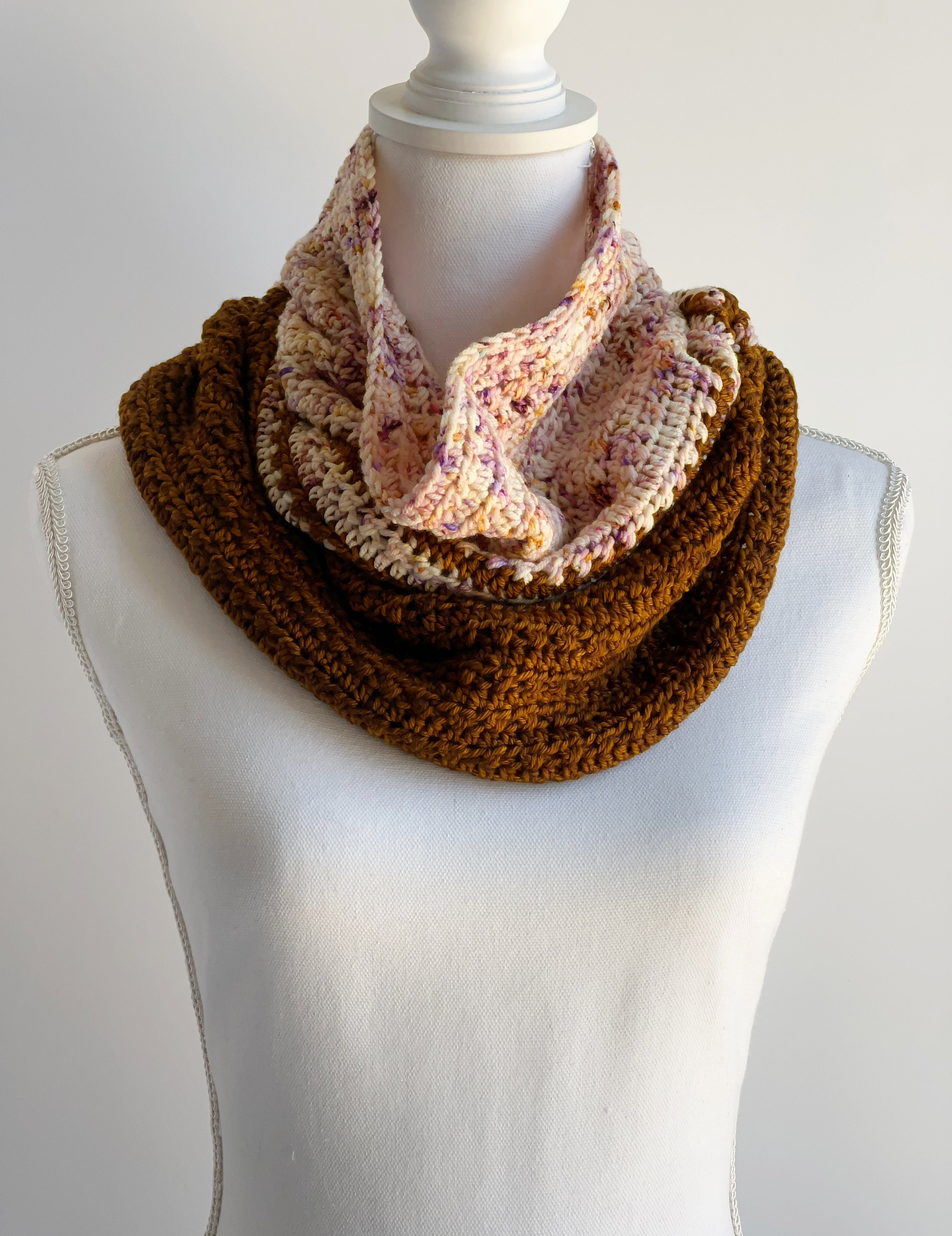 Dk Cowl Pattern 2-color Crochet Cowl Pattern in DK Weight Yarn, Blackbird Cowl DK, PDF ...