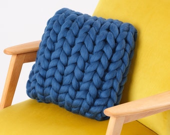 Chunky Pillow | Square Pillow | Wool Chunky Pillow | 100 % Merino Wool | Knit Pillow | Arm Knitting | Knitted Cushion | Chunky Knit