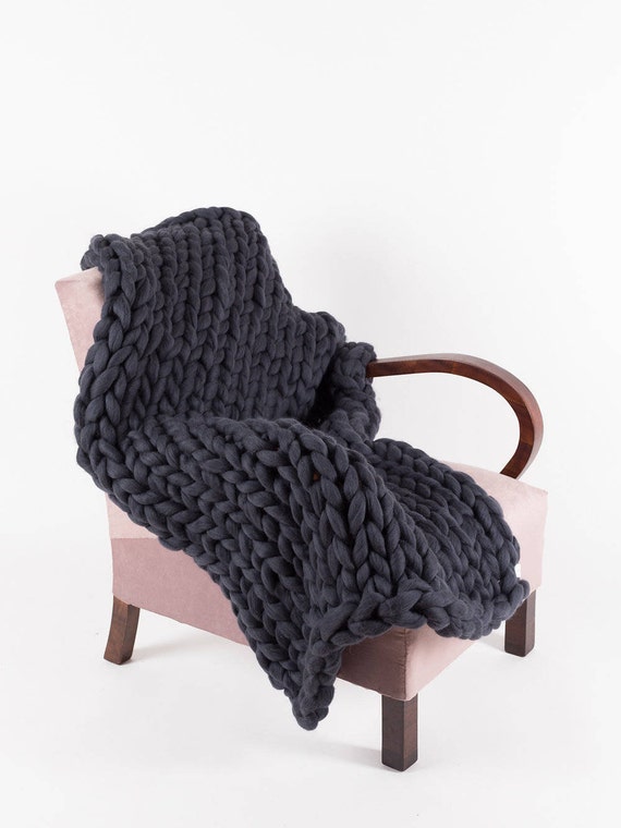 Dark green chunky knit blanket hotsell